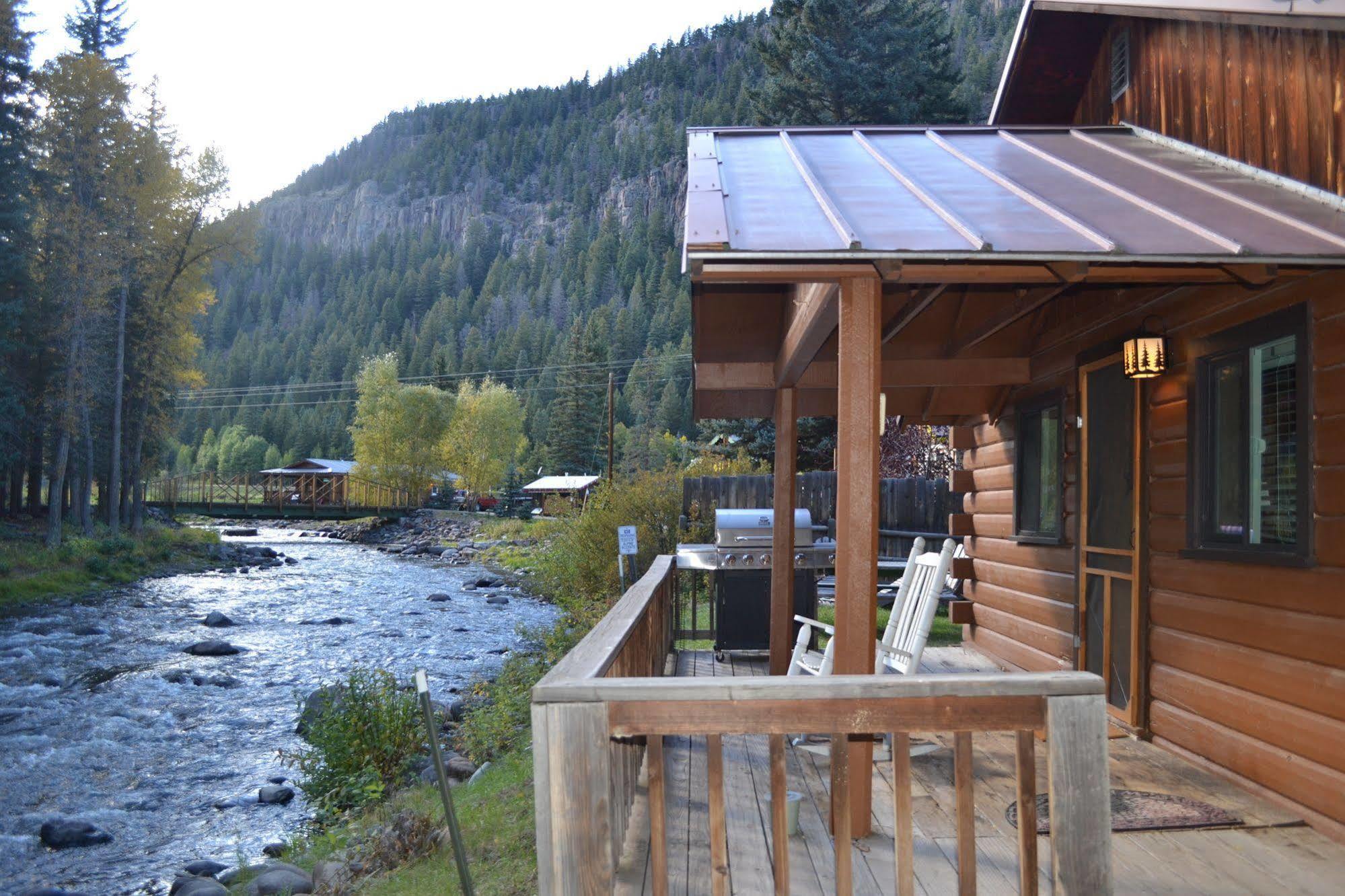 Loge Wolf Creek Motel South Fork Exterior photo